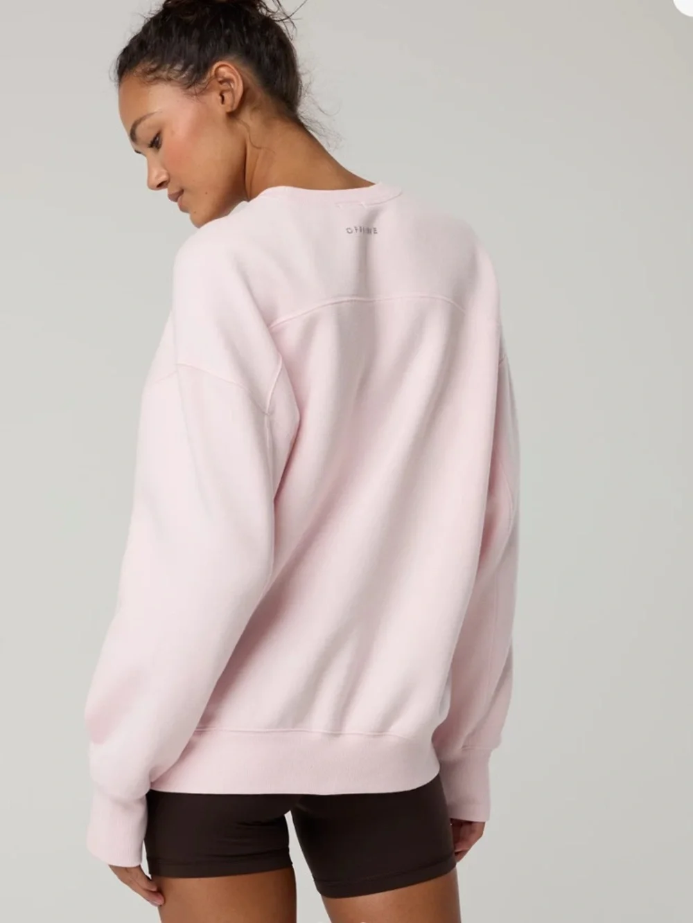 OFFLINE By Aerie Cloud Fleece Oversized Crewneck Sweatshirt - Pink Petal - Picture 2 of 14